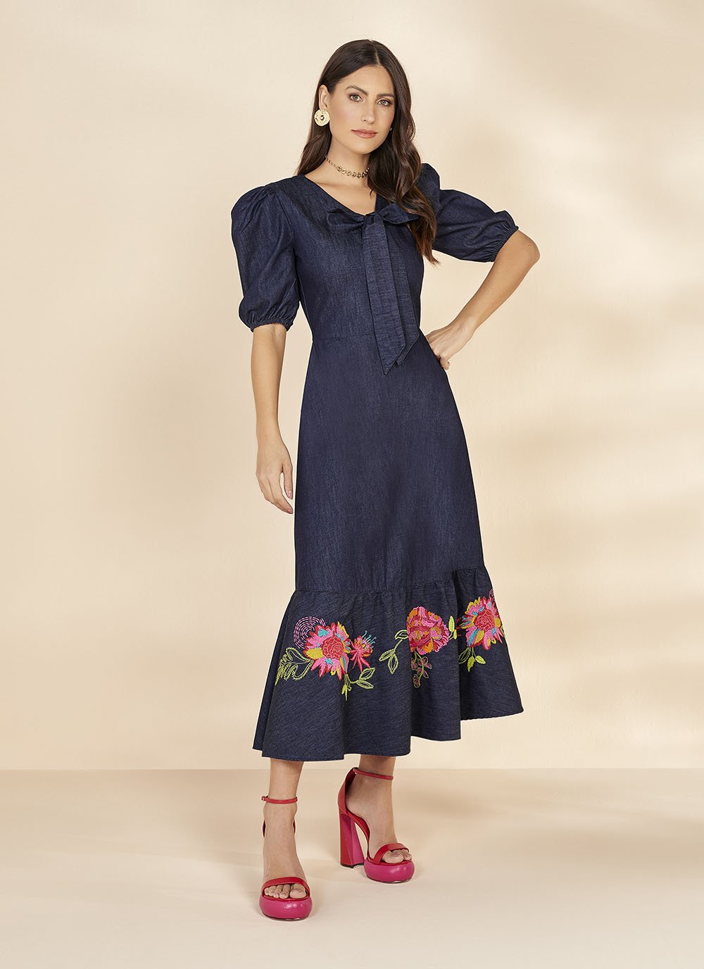 Vestido Evasê Jeans Sustentável Com Bordado Industrial Titanium Jeans